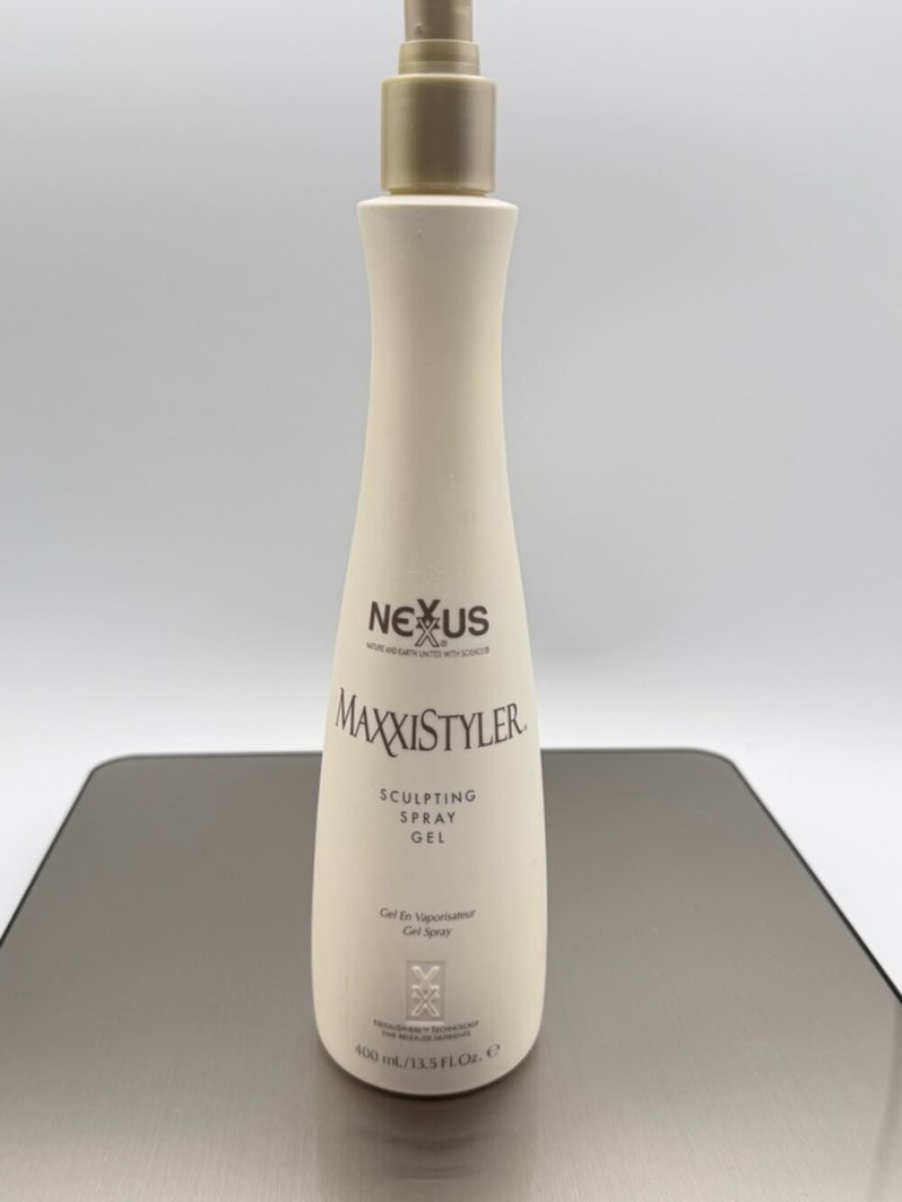 NOS - Nexxus Maxxistyler Sculpting Spray Gel – 400ml/13.5 oz